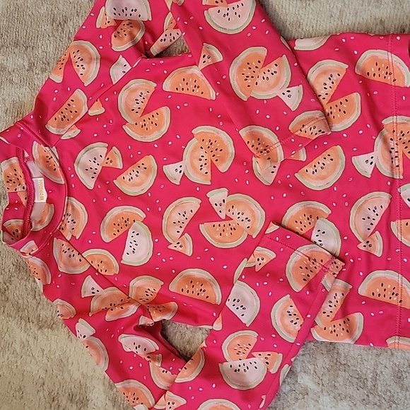 Gymoree Rashguard & Bottoms - Picture 2 of 7